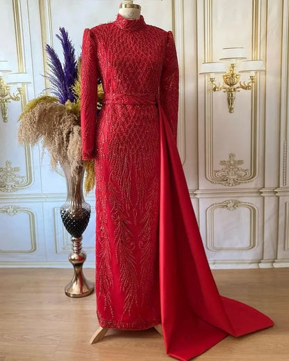 Red Evening Dress With Detachable Train