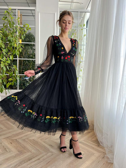 Nightfall Bouquet Midi Dress